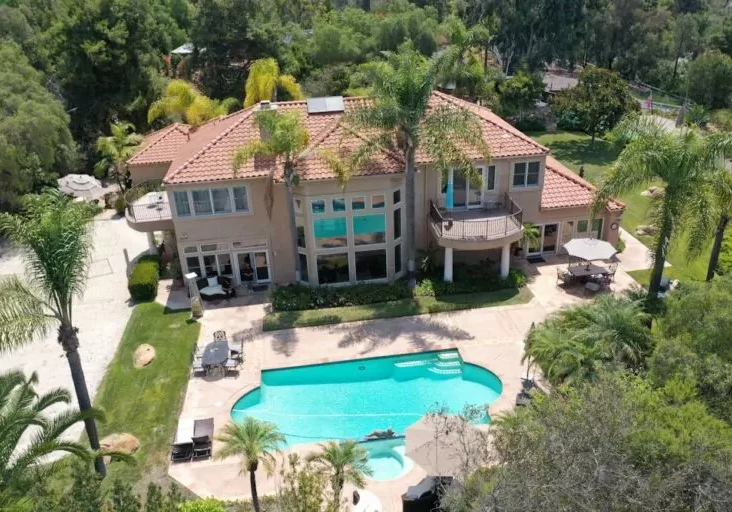 aton-addiction-treatment-center-768x512